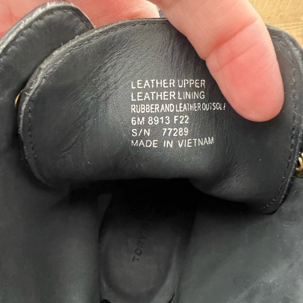 Tory Burch Miller 95mm Lug Sole Bootie Size 6 In Perfect Black New - Picture 10 of 11